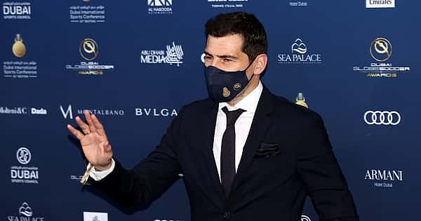 2020 yılında futbolu bırakan 11 yıldız