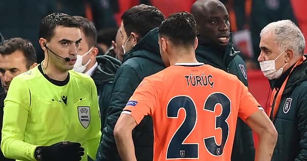 Paris'te 'utanç' gecesi! İşte kare kare o anda yaşananlar...