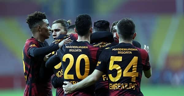 Ayhan Akman ve Sabri Sarıoğlu Galatasaray'ı değerlendirdi