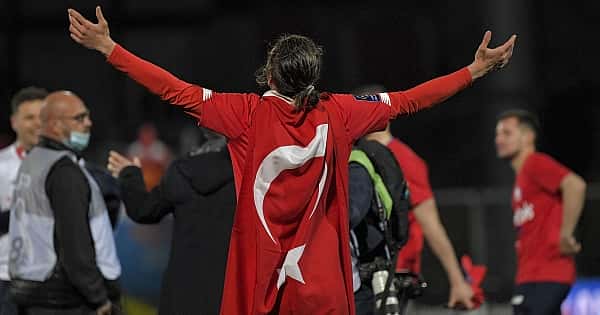 5 büyük ligde şampiyon olan Türkler