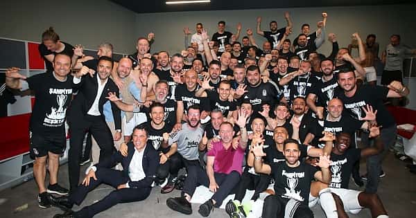 Nihat Kahveci'den Beşiktaş ve şampiyonluk değerlendirmesi