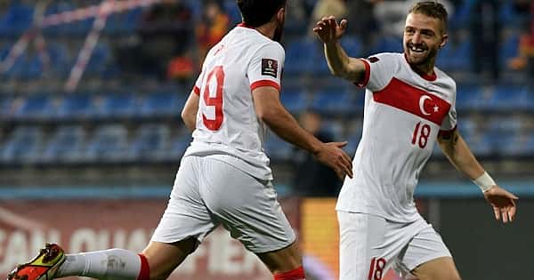 A Milli Takımımızın zafer gecesinden öne çıkan kareler