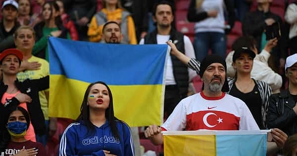 Galatasaray - Dinamo Kiev maçında duygu dolu anlar