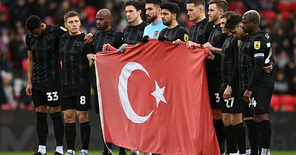 Avrupa futbolunda Türkiye için saygı duruşu