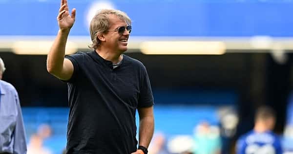 Chelsea harcamaya doyamadı!