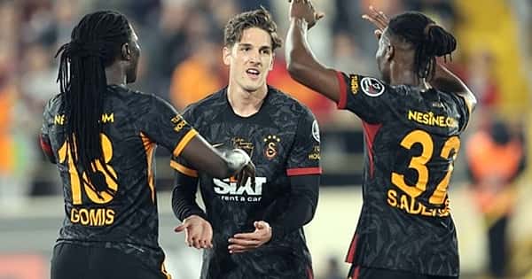 Nicolo Zaniolo, İtalya'da manşetlerde