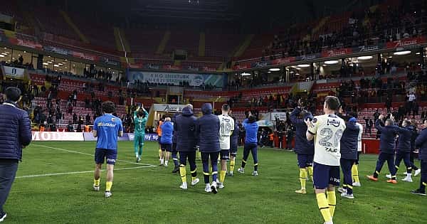 Kayserispor - Fenerbahçe maçından öne çıkan kareler