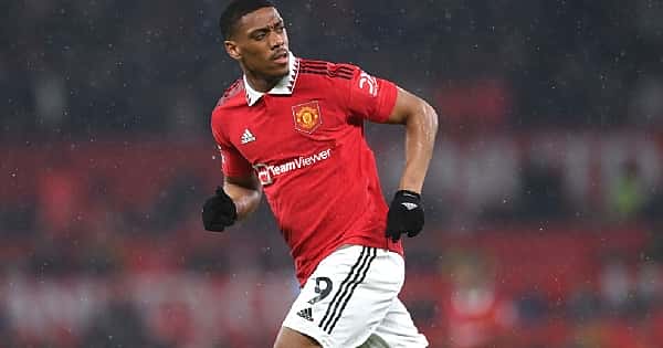 Anthony Martial bombası!