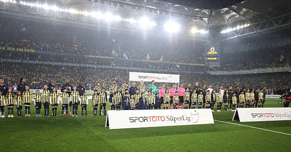 Fenerbahçe - Beşiktaş derbisinin öne çıkan kareleri