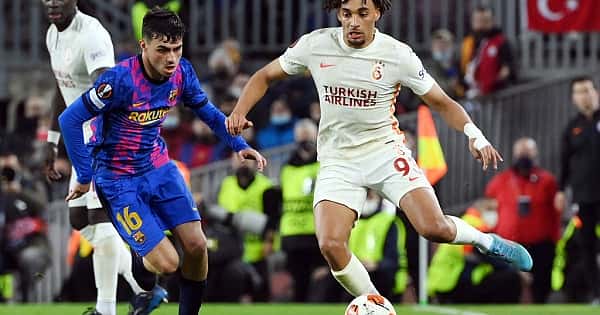 Sacha Boey için Arsenal açıklaması!