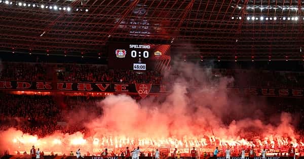 Avrupa Ligi ve Konferans Ligi'nde muhteşem tribün şov