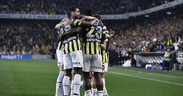 Fenerbahçe - Trabzonspor maçının öne çıkan kareleri