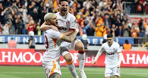 İstanbulspor - Galatasaray maçının öne çıkan kareleri