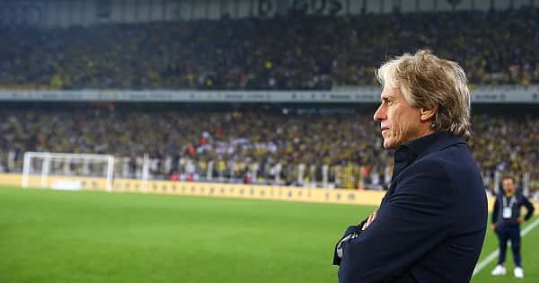 Jorge Jesus teklifi reddetti!