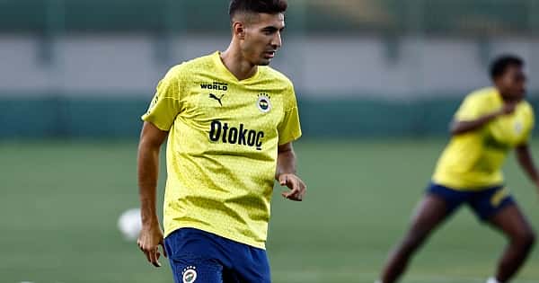 Fenerbahçe'de Mert Müldür ilk antrenmanına çıktı