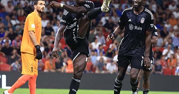 Tirana - Beşiktaş maçının öne çıkan kareleri