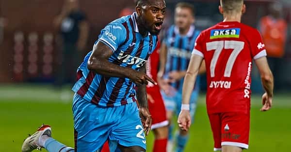 Trabzonspor - Antalyaspor maçının öne çıkan kareleri