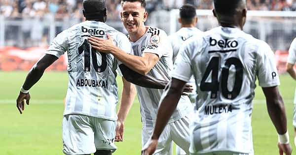 Beşiktaş - Sivasspor maçının öne çıkan kareleri