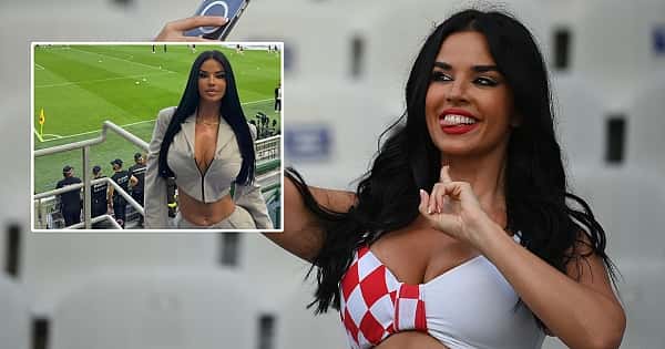 Hırvat model Ivana Knoll'un futbol sevdası devam ediyor