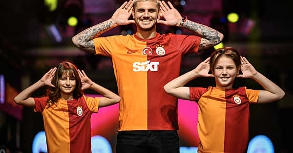 Galatasaray ve GS Store'dan Relansman Gecesi