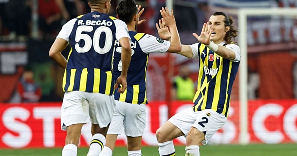 Olympiakos - Fenerbahçe maçından öne çıkan fotoğraflar