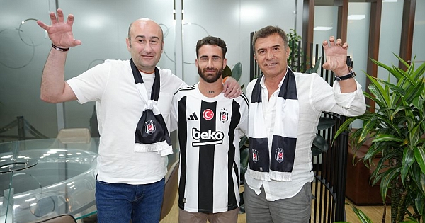 Beşiktaş'ın yeni transferi Rafa Silva formayı giydi