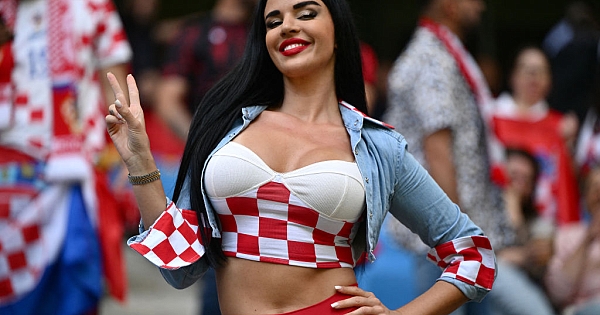 EURO 2024'te Hırvat güzel Ivana Knoll da yerini aldı