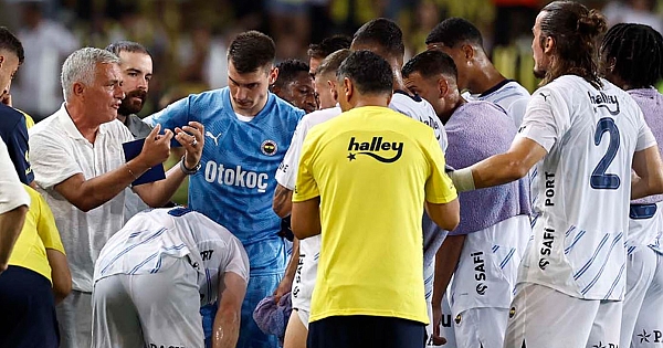 Fenerbahçe - Hull City maçından öne çıkan kareler