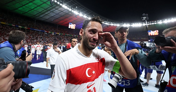 Hollanda  - Türkiye maçından öne çıkan kareler