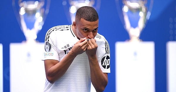 Kylian Mbappe'nin imza töreninden yaşananlar