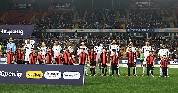 Gaziantep FK - Beşiktaş maçının öne çıkan kareleri