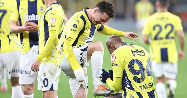 Fenerbahçe - Erzurumspor FK maçının öne çıkan kareleri