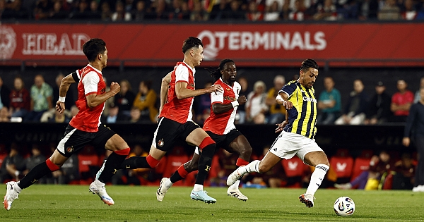 Feyenoord - Fenerbahçe maçının fotoğrafları
