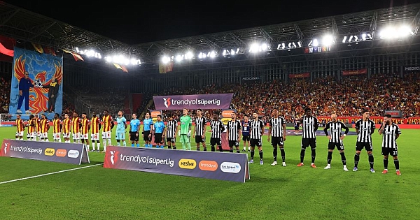 Göztepe - Beşiktaş maçının fotoğrafları