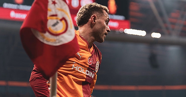 Galatasaraylı yıldızlar şampiyonluğu anlattı