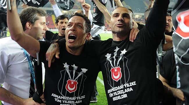 Adriano'dan şampiyonluk sonrası açıklamalar