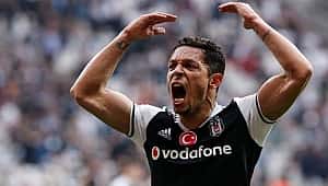 Adriano: Şampiyonluk ahenk işi