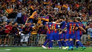 Barcelona sezonu kupayla kapattı