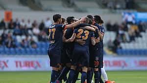 Başakşehir son dakikada güldü