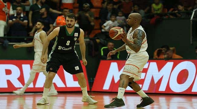 Darüşşafaka Doğuş seriyi uzatmadı