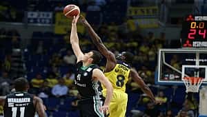 Fenerbahçe seride farkı ikiye çıkardı