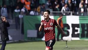 Serdar Gürler Galatasaray'a doğru