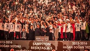Beşiktaş'ın artık 3 yıldızı var
