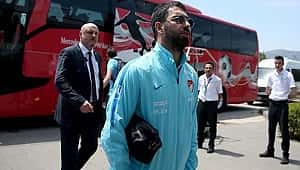 Arda Turan'dan şok saldırı