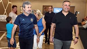 Aykut Kocaman da imzayı atıyor