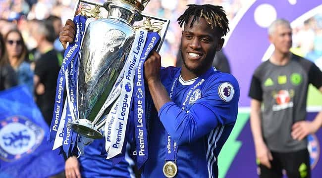 Batshuayi Chelsea'den ayrılmak istiyor