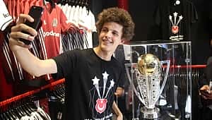 Beşiktaş'ın kupası Türkiye turuna başladı