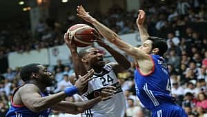 Beşiktaş son saniyede seride iki farkı yakaladı