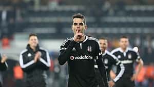 Beşiktaş'ta ilk ayrılık gerçekleşti