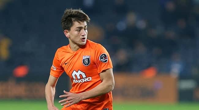 Cengiz Başakşehir'de kalacak